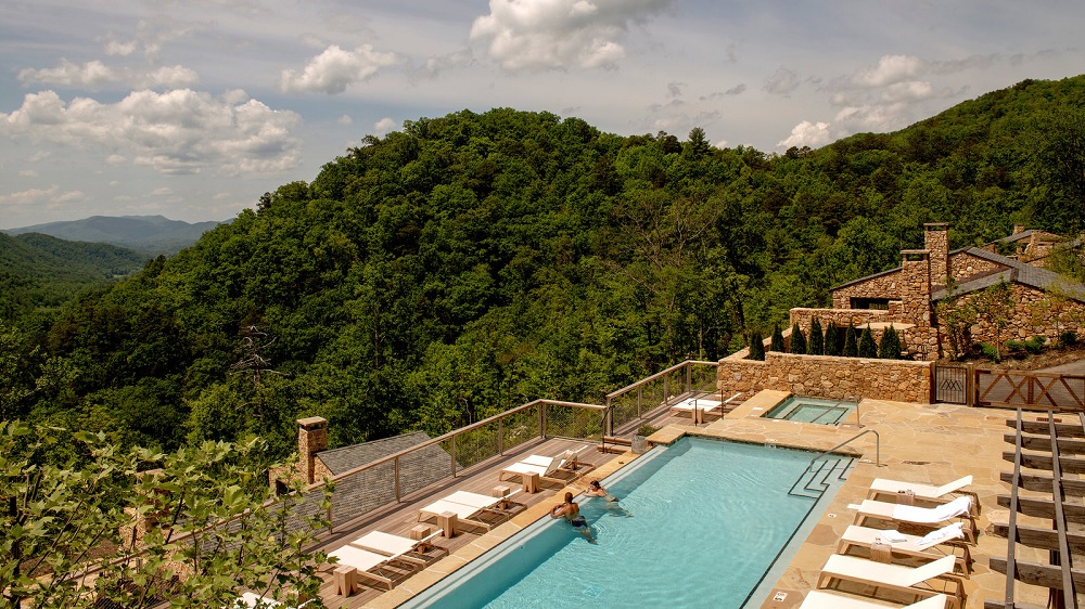 History and Background of Blackberry Farm