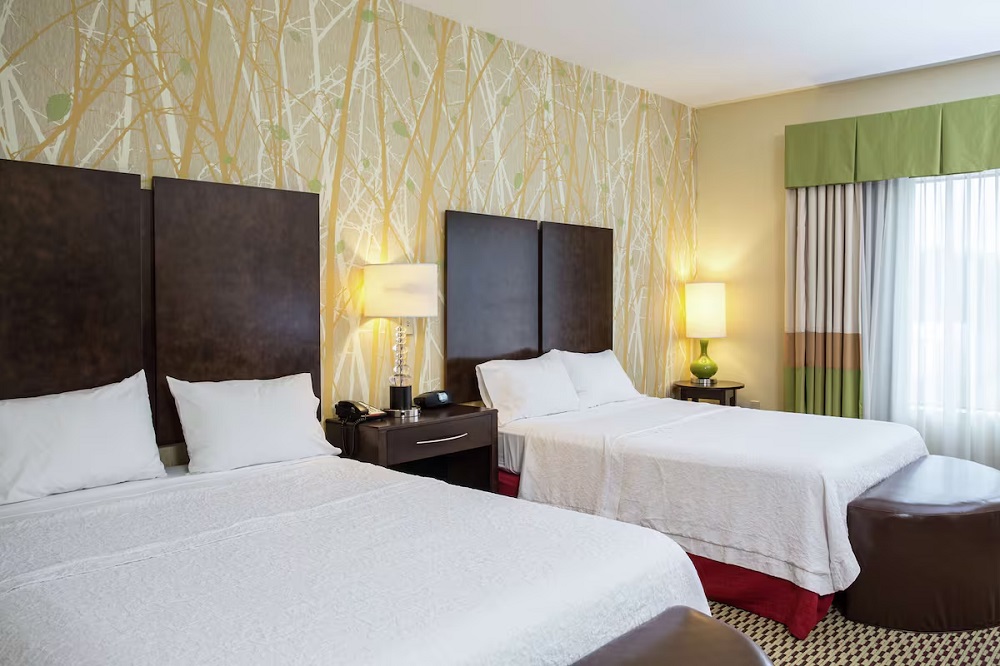 Rooms and Accommodation at Hampton Inn Williamsport